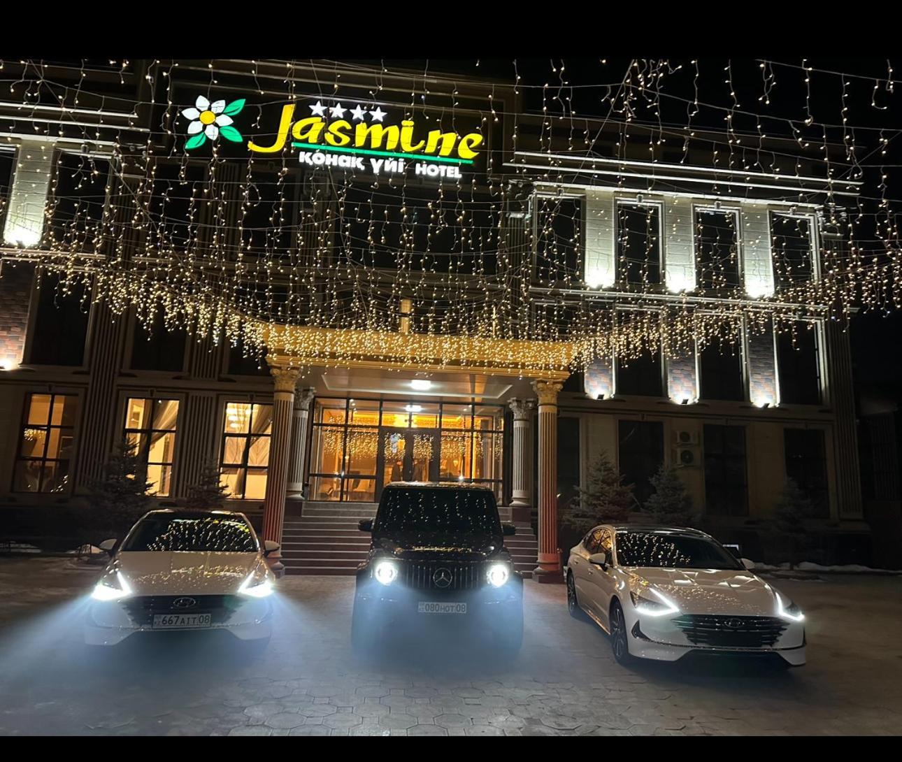 Jasmine Hotel Тараз Екстериор снимка