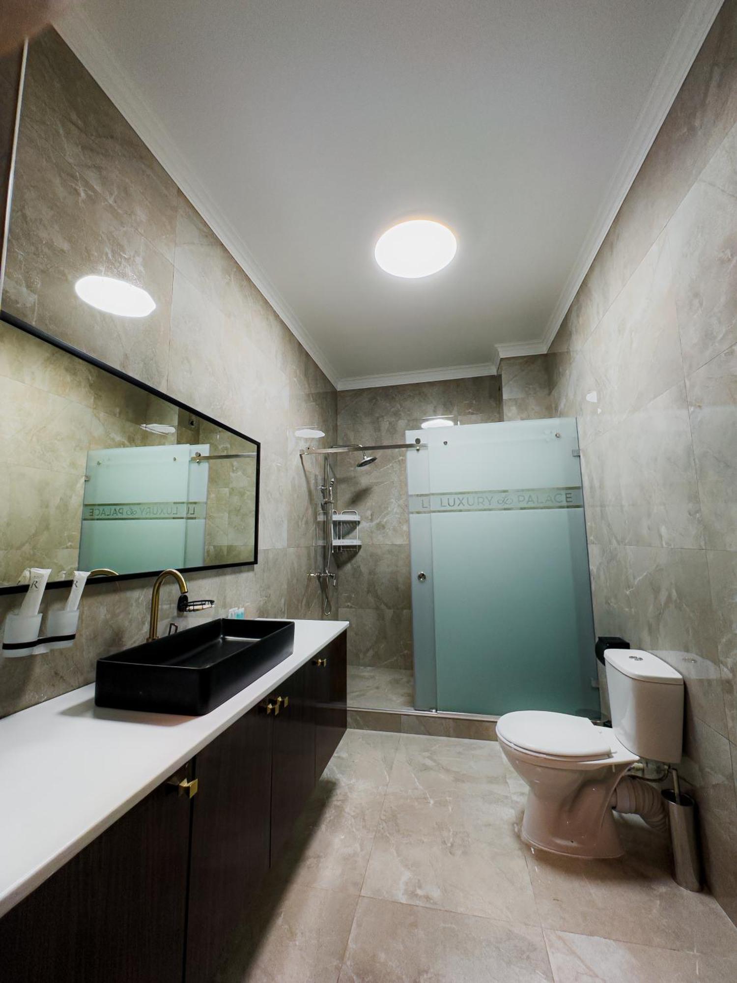 Jasmine Hotel Тараз Екстериор снимка