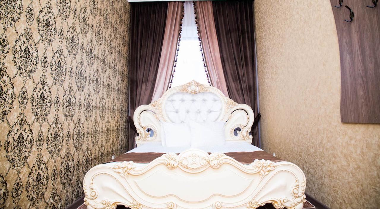 Jasmine Hotel Тараз Екстериор снимка